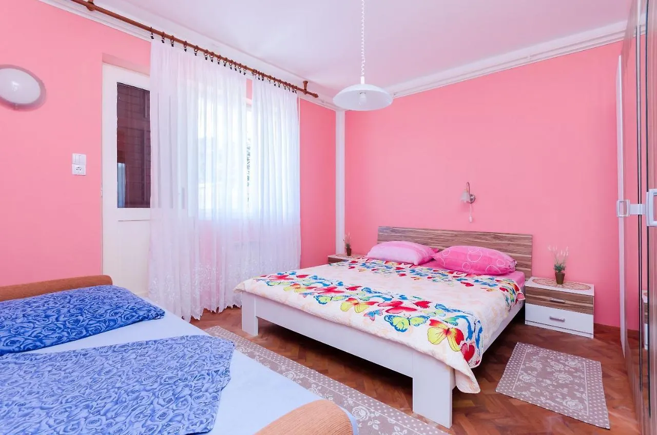 Apartments Vesna Kampor