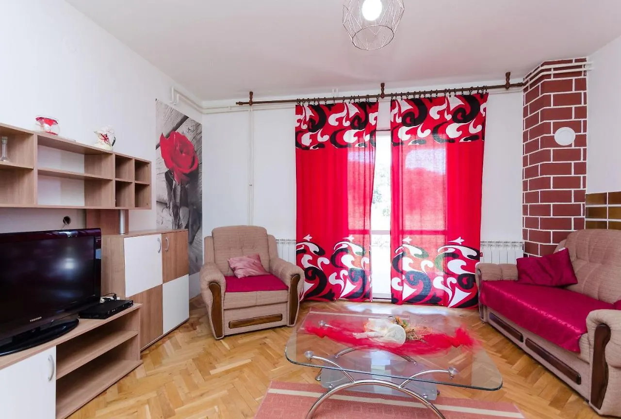 Apartments Vesna Kampor 0*,  Croatia